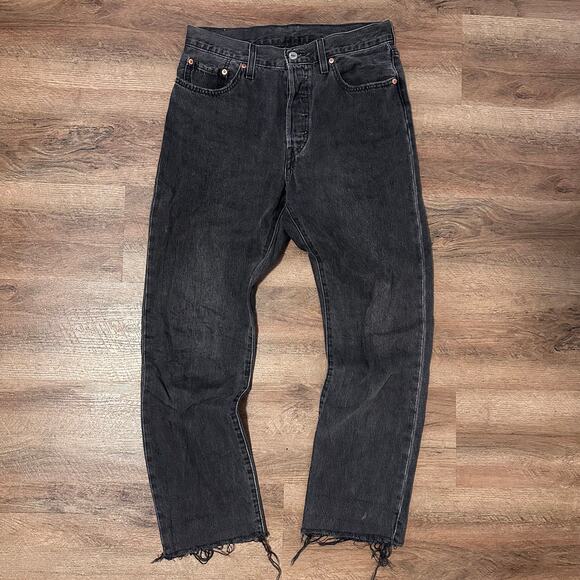 Levi 501 Jeans Mens 28x28 Black Distressed Cotton Denim Pants - Picture 1 of 6